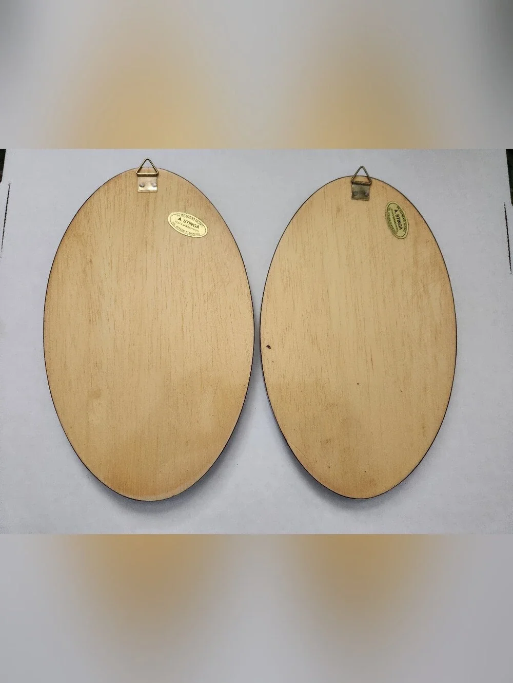 Two A. Stinga Inlaid Wood Birds Oval Plaques Sorrento Italy Blue Burgandy